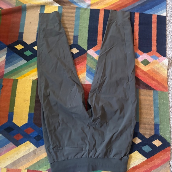 Athleta Trekkie North Athletic Jogger Size 10 - Picture 9 of 9